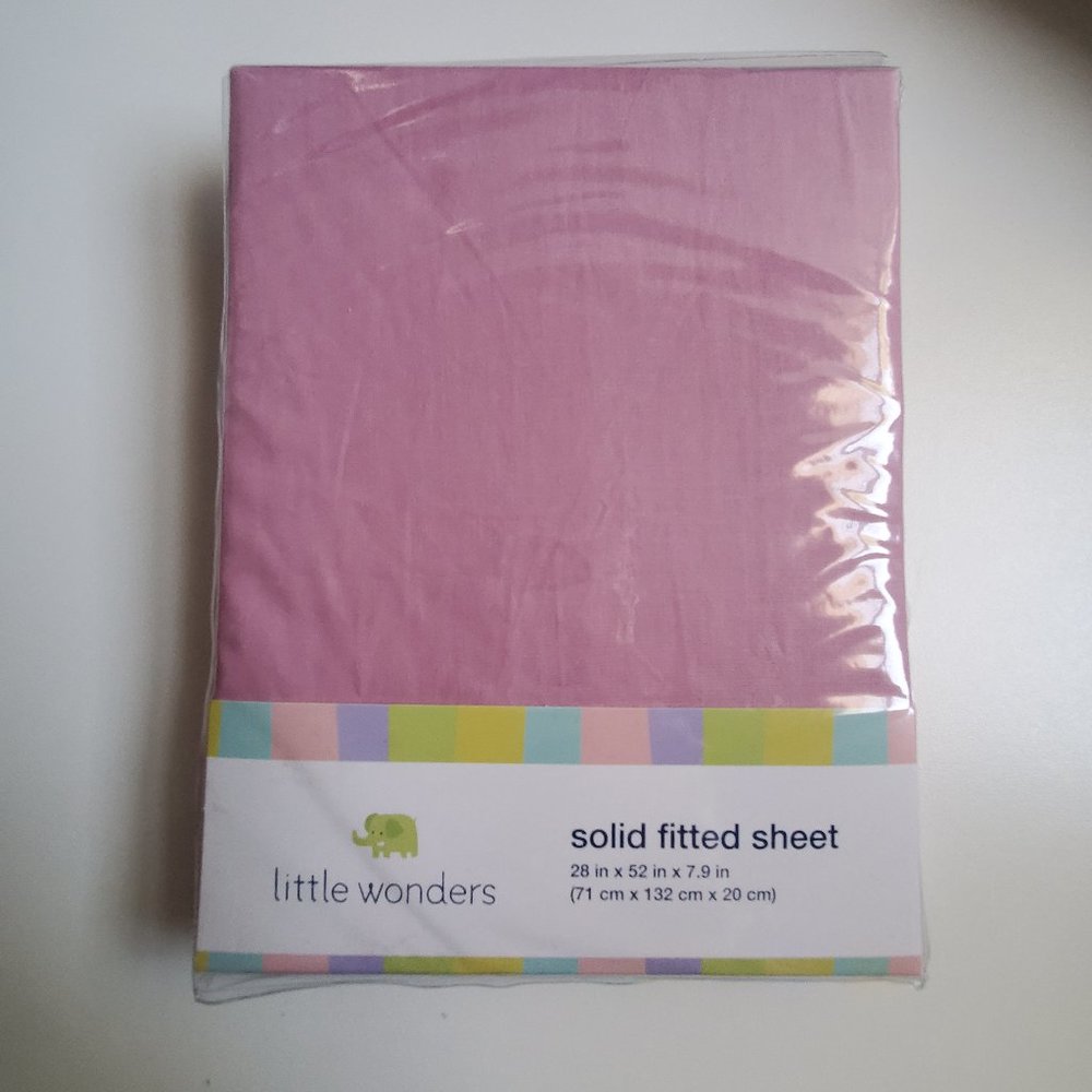 ⭐ Little Wonders - Solid Fitted Crib Sheet ⭐